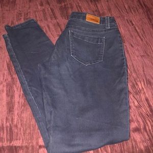 Express legging size 6